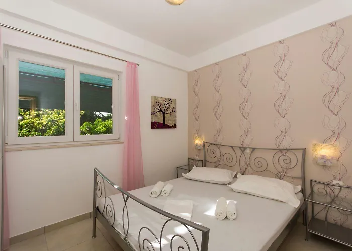 Bareta Apartman Trogir